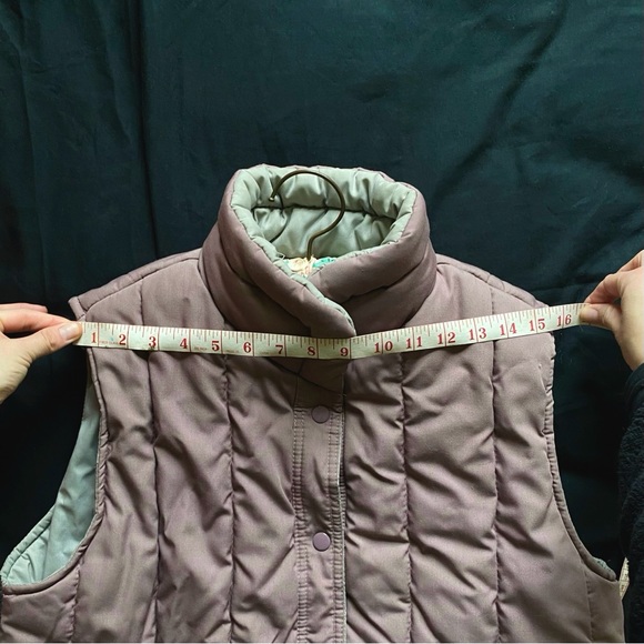 Mauve Cargo Puffer Vest - Picture 4 of 5